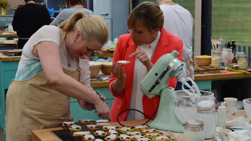 Mel takes the biscuit as Louise pipes on detail