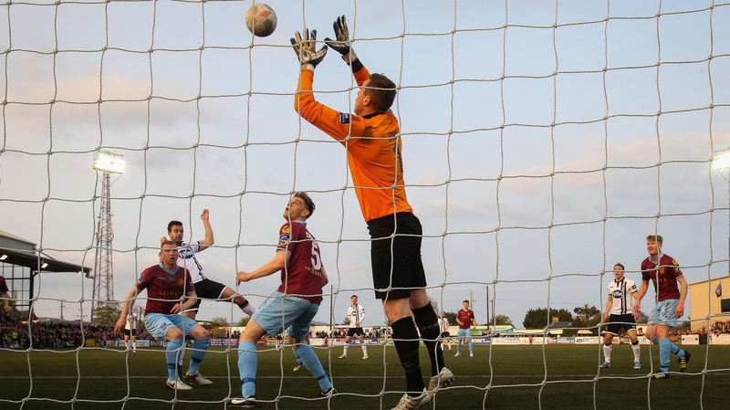 Keeper Conor Winn was in tremendous form to keep the Candystripes out