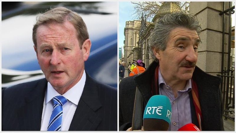 Enda Kenny said John Halligan (R) is aware of the options proposed for UHW