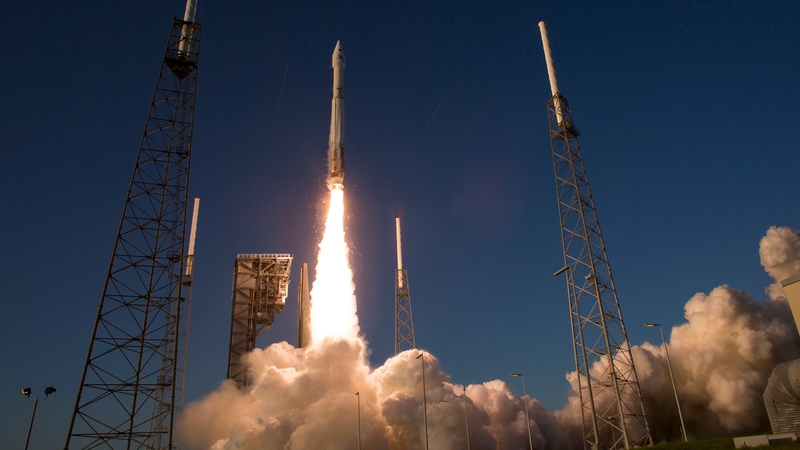 The craft will arrive at its target in August 2018