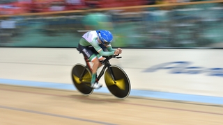 Eoghan Clifford beat Canada's Michael Sametz for a bronze medal
