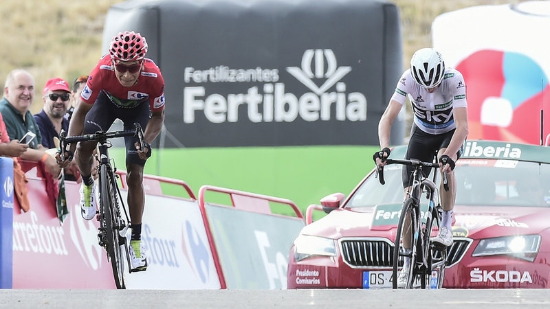 Nairo Quintana approaches the finish live with Chris Froome shortly behind