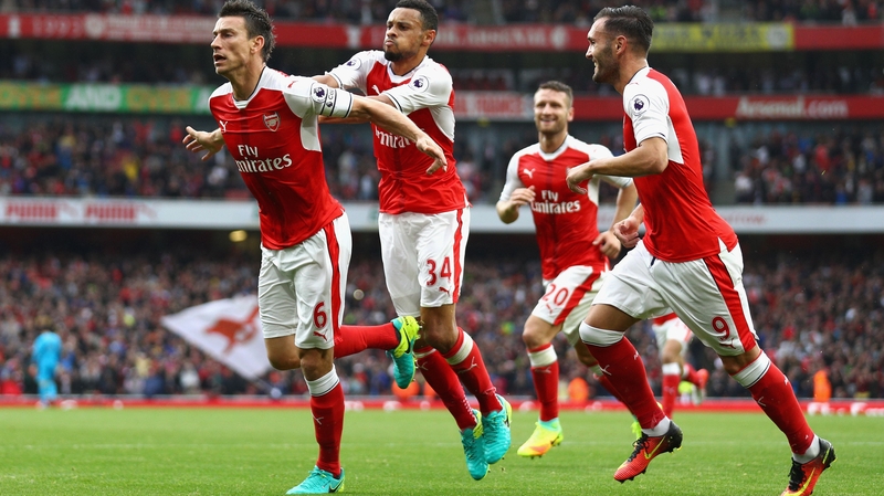 Laurent Koscielny celebrates scoring against Southampton