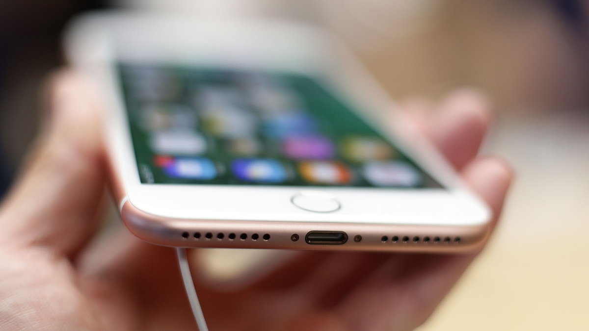 Apple to unveil new, €1,000 iPhone 'X'