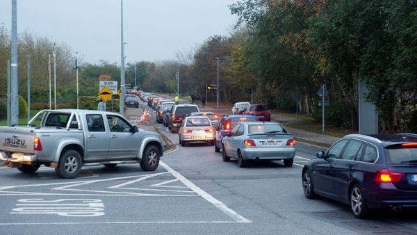 The proposed route would run from a location close to the existing M6 motorway to a site west of the village of Bearna