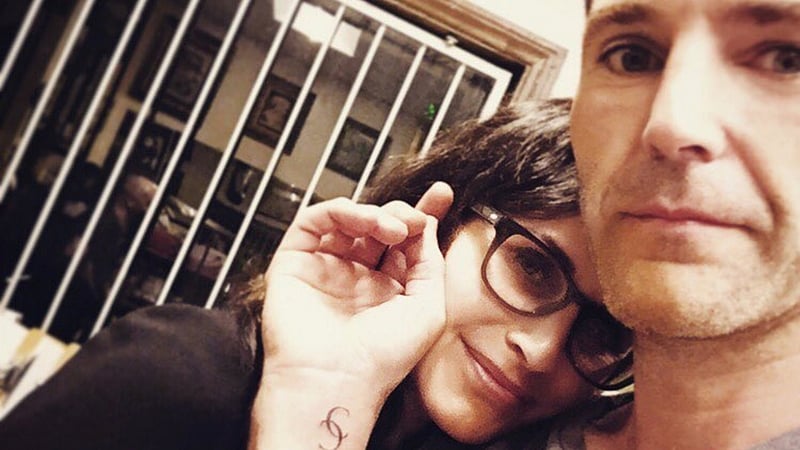 Johnny McDaid shows off new tattoo with girlfriend Courteney Cox, image via Instagram
