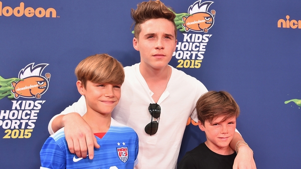The Beckhams pay tribute to her dad