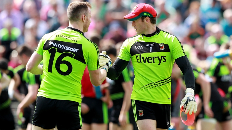 Rob Hennelly replaces David Clarke in goals for Mayo