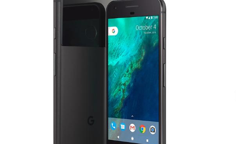 The new phone starts at a price of $649 (€580), and Google is working with exclusively with Verizon Communications in the United States