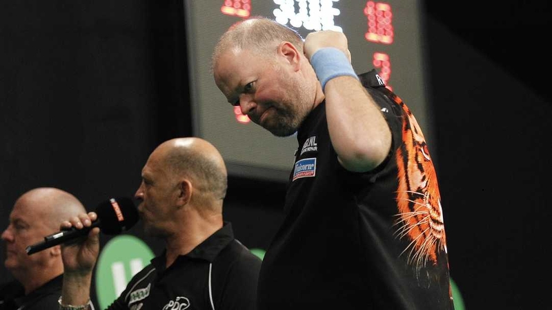 Raymond van Barneveld celebrates