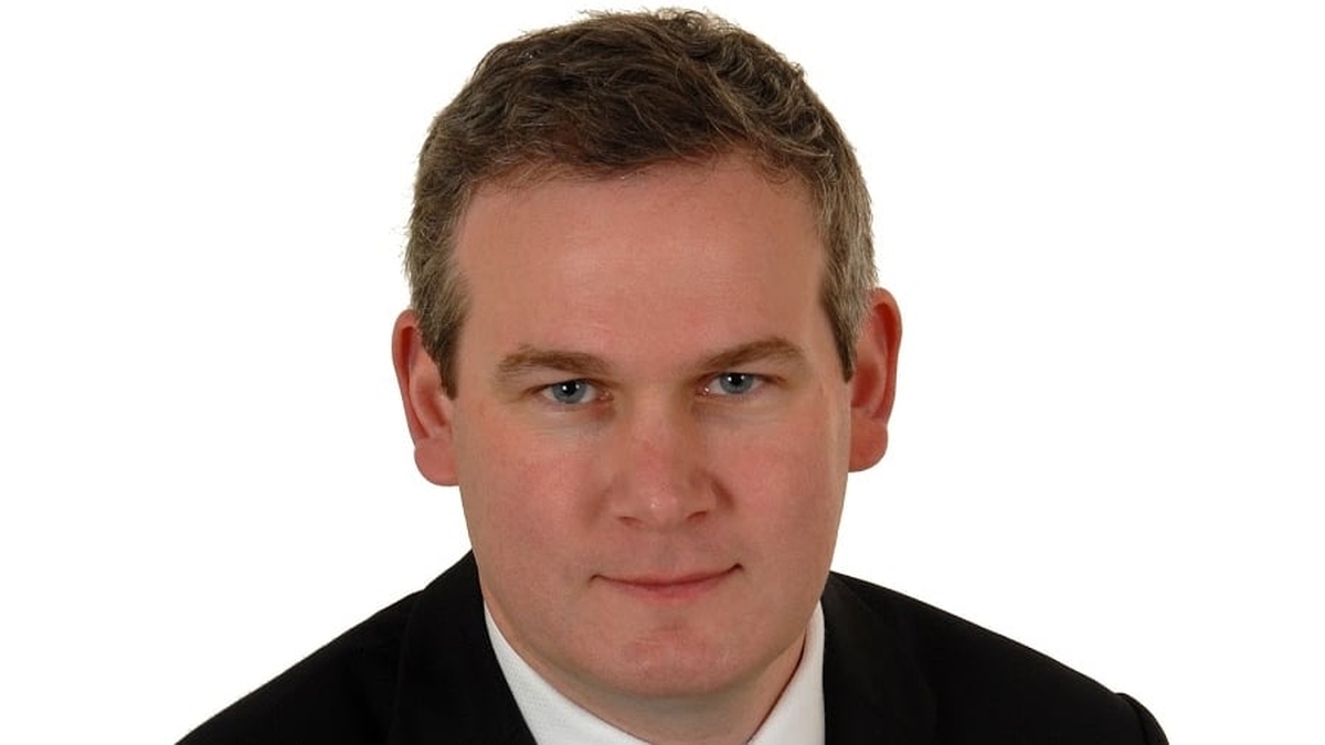 An Seanadóir, Sean Kyne, Fine Gael.  