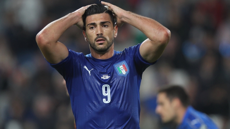 Pelle was angry after he was substituted in the 1-1 draw with Spain
