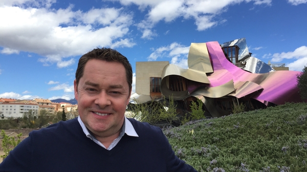 Neven’s food trail leads him to the stunning Hotel Marques de Riscal where he meets an olive oil expert and even goes for a tasting.
