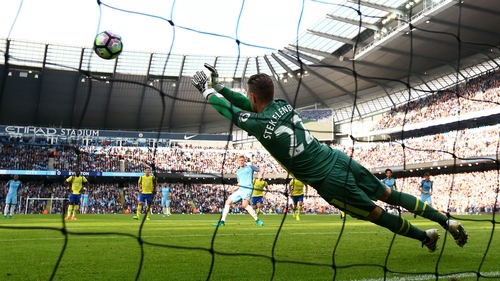 Maarten Stekelenburg saves Kevin De Bruyne's spot kick