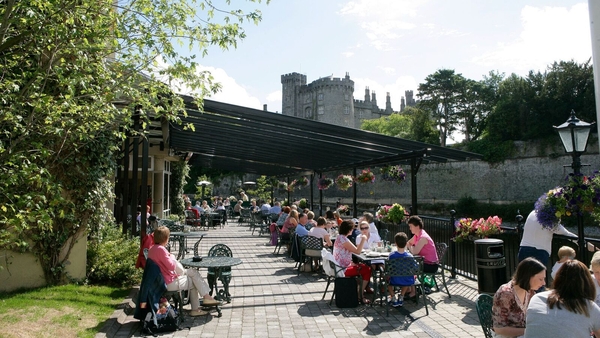 Be in for a chance to win an amazing dining experience at Ristorante Rinuccini, an overnight stay at the Kilkenny River Court Hotel, followed the next day by breakfast and an elegant Afternoon Tea.