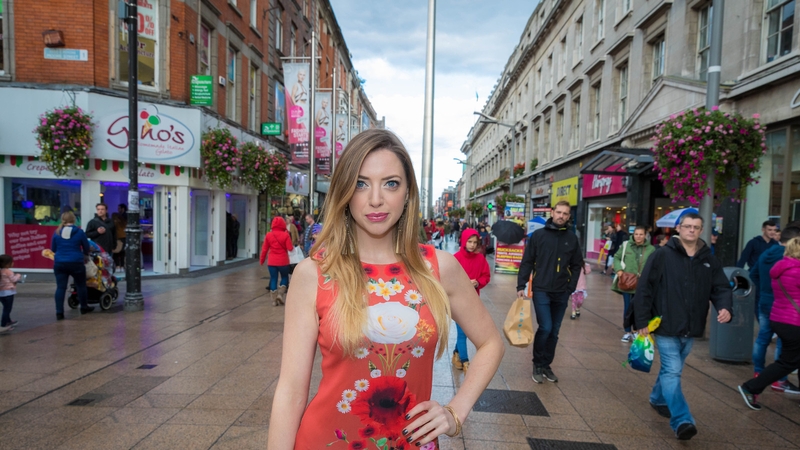 RTÉ 2 has an exciting new quiz show that is taking to the streets of Ireland to find out how quickly we can search our brains, or even our smartphones, for an answer. We caught up with presenter Niamh Gerney to find out more!