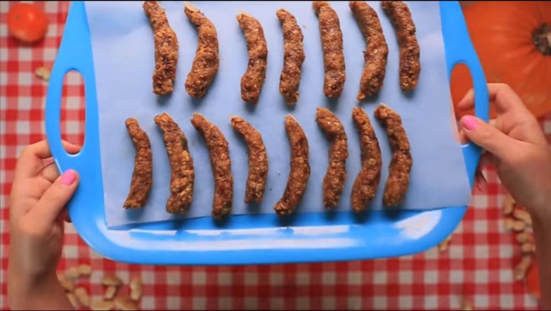 Watch Molly make a gruesome Halloween snack