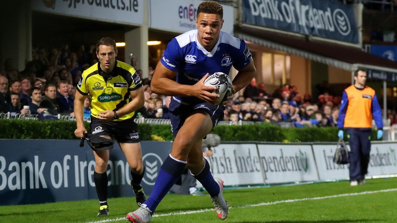 Adam Byrne gathers the ball to score Leinster's opening try
