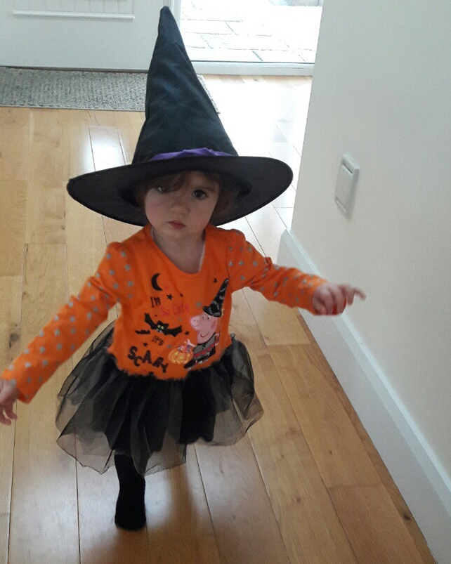 Kayleigh (16 months) is a 'scary' witch (Pic: Siobhan Cummins)