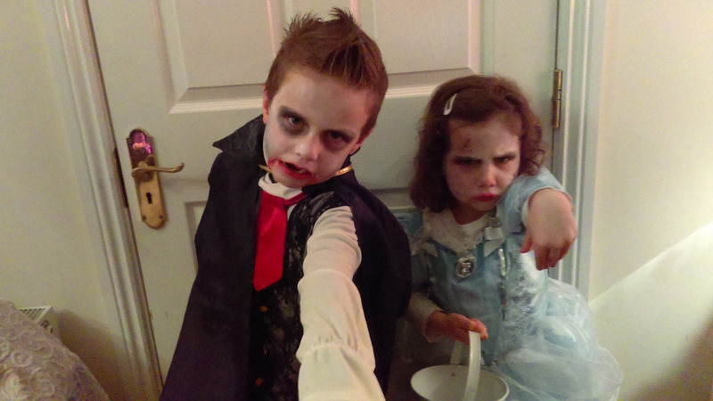 'Gruesome twosome' 6-year-old Harry and 4-year old Freya (Pic: Caren Grennan)