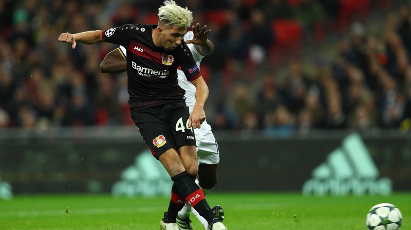 Kevin Kampl slides home the winner against Tottenham