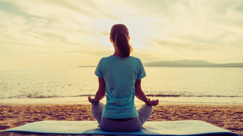 Need to de-clutter, de-stress and unwind? Check out the Yoga Bear's step-by-step guide to beginner's meditation.