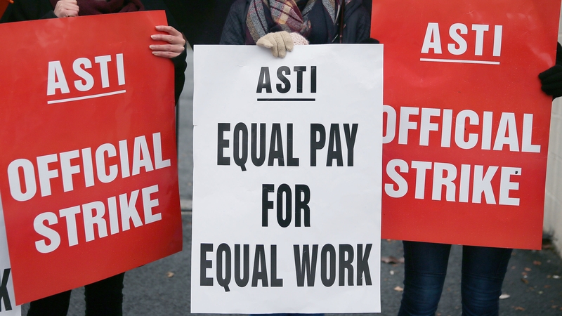 The Association of Secondary Teachers in Ireland is scheduled to meet tomorrow to discuss whether to lift its suspension of industrial action, which closed schools this time last year