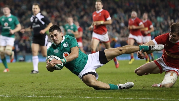 Tiernan O'Halloran with Ireland's third try