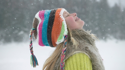 As your mammy would say, it's 'bitterly' cold out so put a jumper on before you get a chill! Winter is definitely coming and Ireland was hit by it's first snow today! We found the top 5 #snow tweets to give you a giggle.