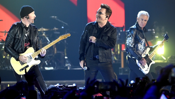 U2 : iNNOCENCE + eXPERIENCE LIVE IN PARIS