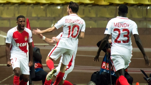 Monaco's French midfielder Thomas Lemar (L) celebrates scoring his team's winner