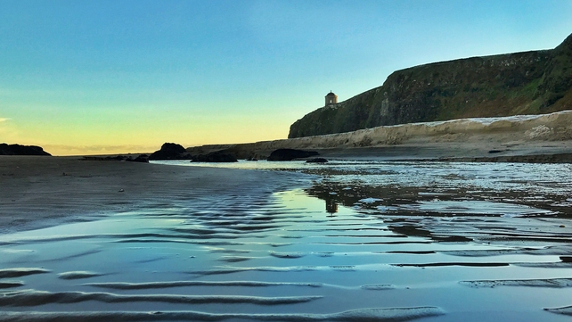 A view of the Mussenden Temple from Downhill Beach, Co Derry (Pic: Emmet Doherty)