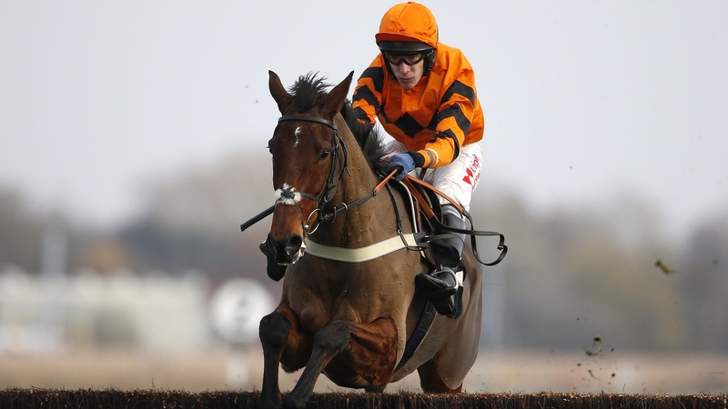 Tom Scudamore and Thistlecrack looked very good at Newbury