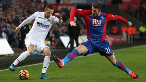 Connor Wickham (R) has scored three times for Crystal Palace this season