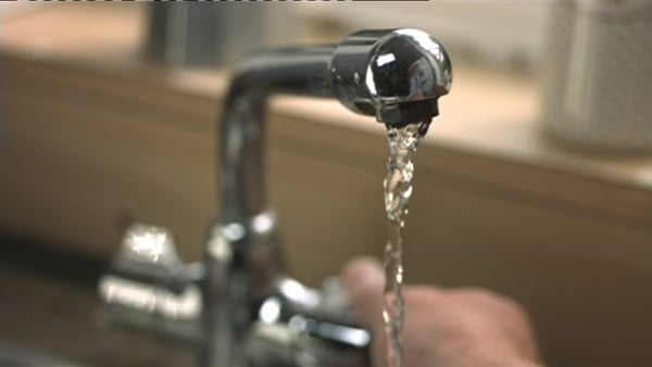 Irish Water says payments are being made by cheque