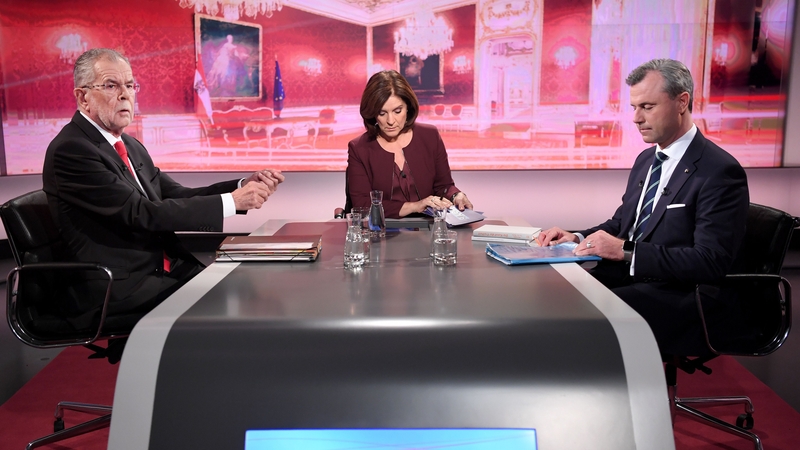 Alexander van der Bellen (L) and Norbert Hofer (R) are neck-and-neck in the polls