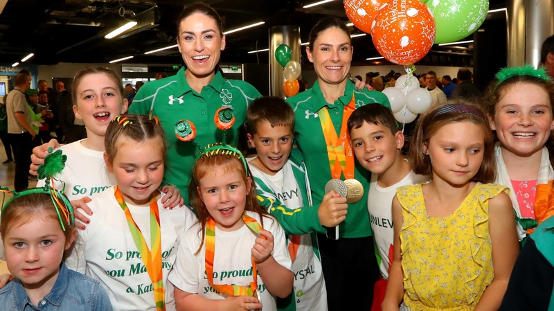 Cyclist Silver medalists Katie-George Dunlevy and Eve McCrystal