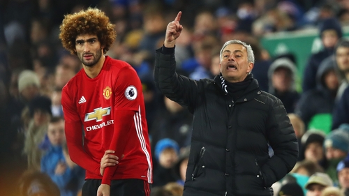 Mourinho gets ready to send in Fellaini - a move that would prove costly at Goodison Park