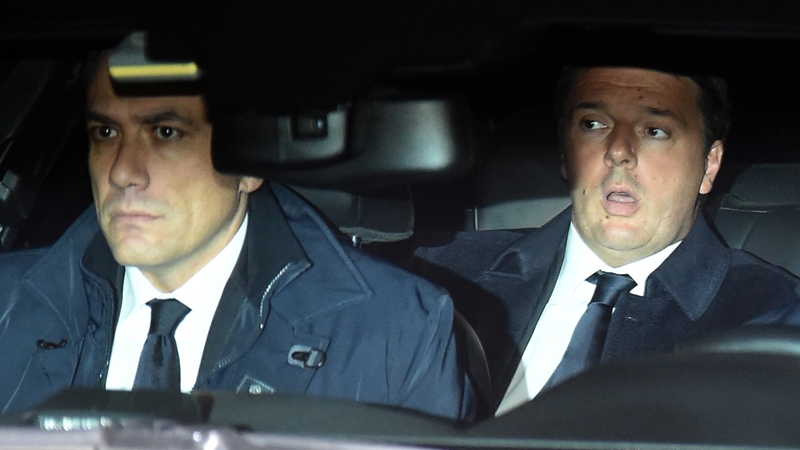 Matteo Renzi arrives at the presidential palace