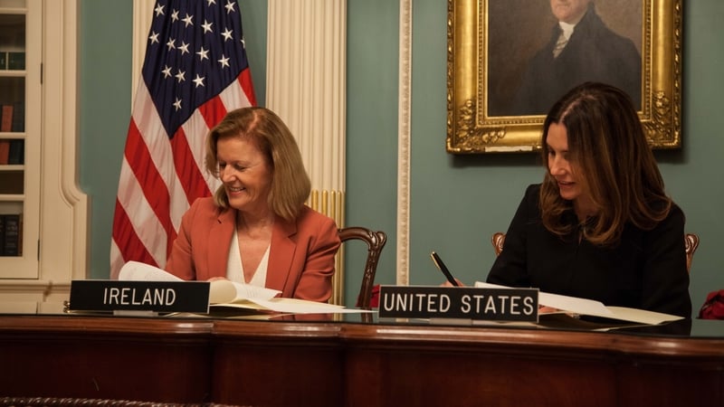 Irish Ambassador to the US Anne Anderson signs the agreement (Pic courtesy of US Dept of State)