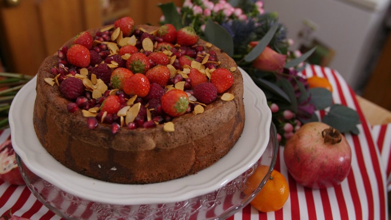 Gluten Free Citrus Cake by Eva Lawes