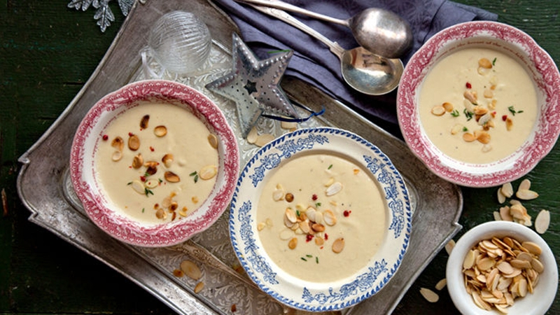 Federico Riezzo's Parsnip and Almond Soup