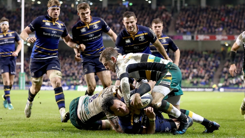 Nacewa powers over for his second-half try