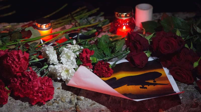 Candles were lit by residents of Sochi in memory of victims