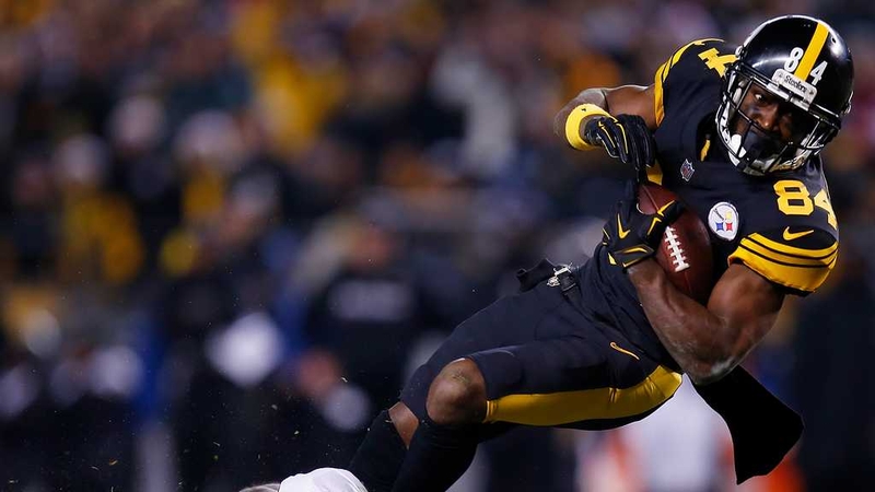 Antonio Brown's touchdown edged the Pittsburgh Steelers into the play-offs