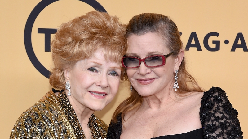 Debbie Reynolds and Carrie Fisher