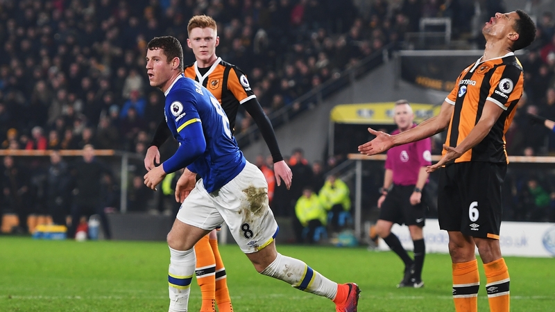 Ross Barkley levelled for Ronald Koeman's side.