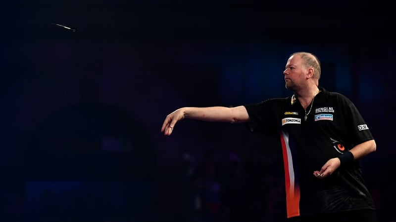 Van Barneveld is through to the last four