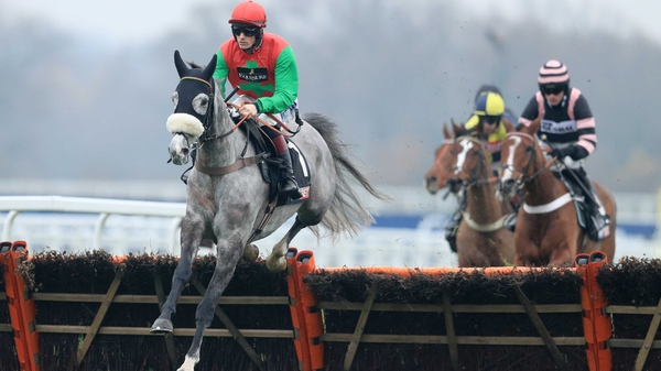 Capitaine is the 6-4 favourite with most firms for the Tolworth