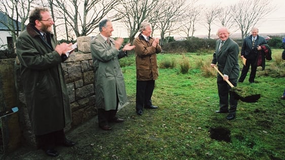Michael D Higgins turns the sod on TnaG (1996)